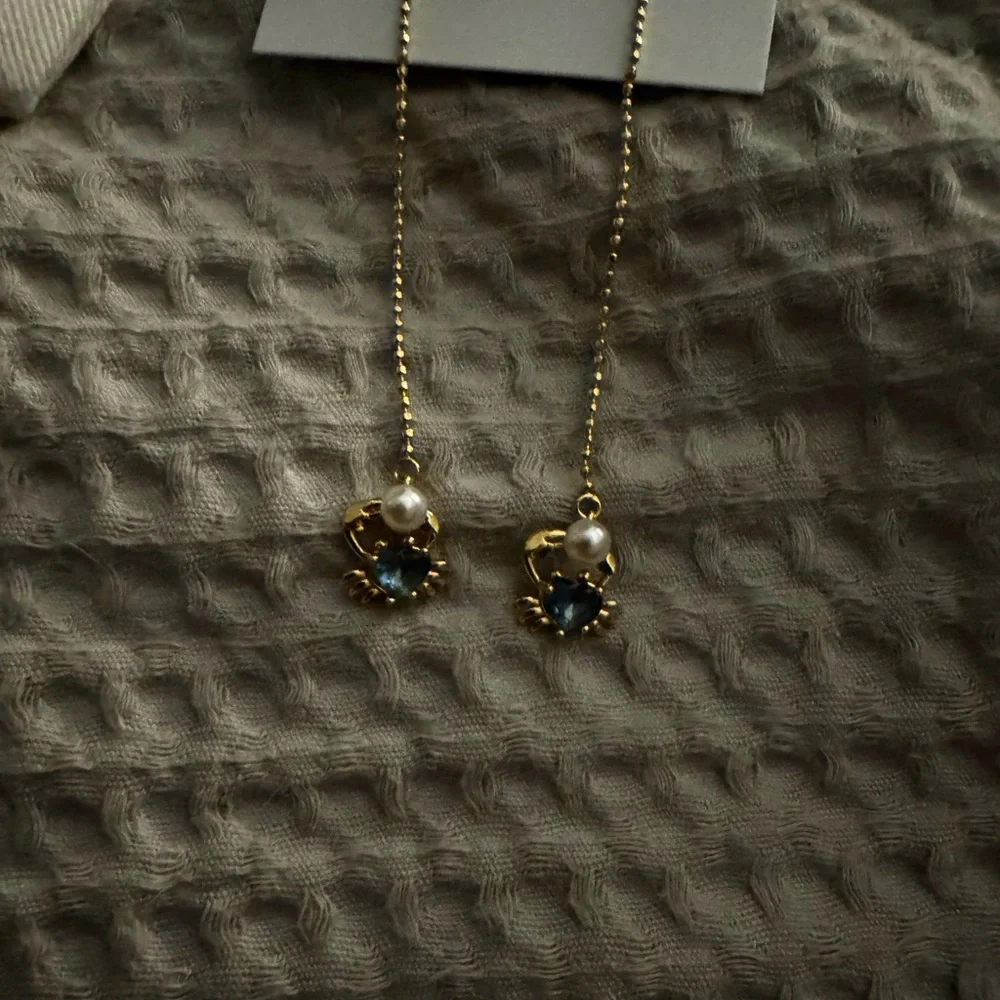 Kate Spade Gold Crab Earrings with pearl and light blue stone - Picture 4 of 4
